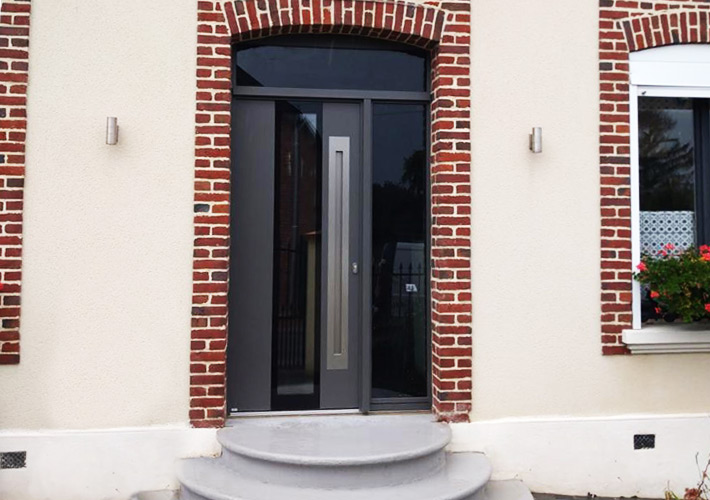 Installation de portes d'entrée à Cambrai